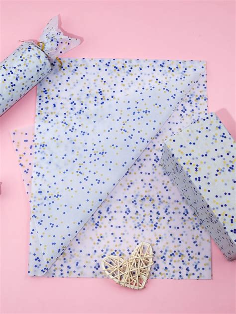 polka dot gift wrapping paper